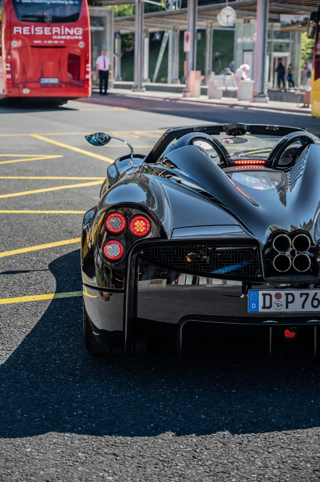 Pagani Huayra Roadster/Unsplash