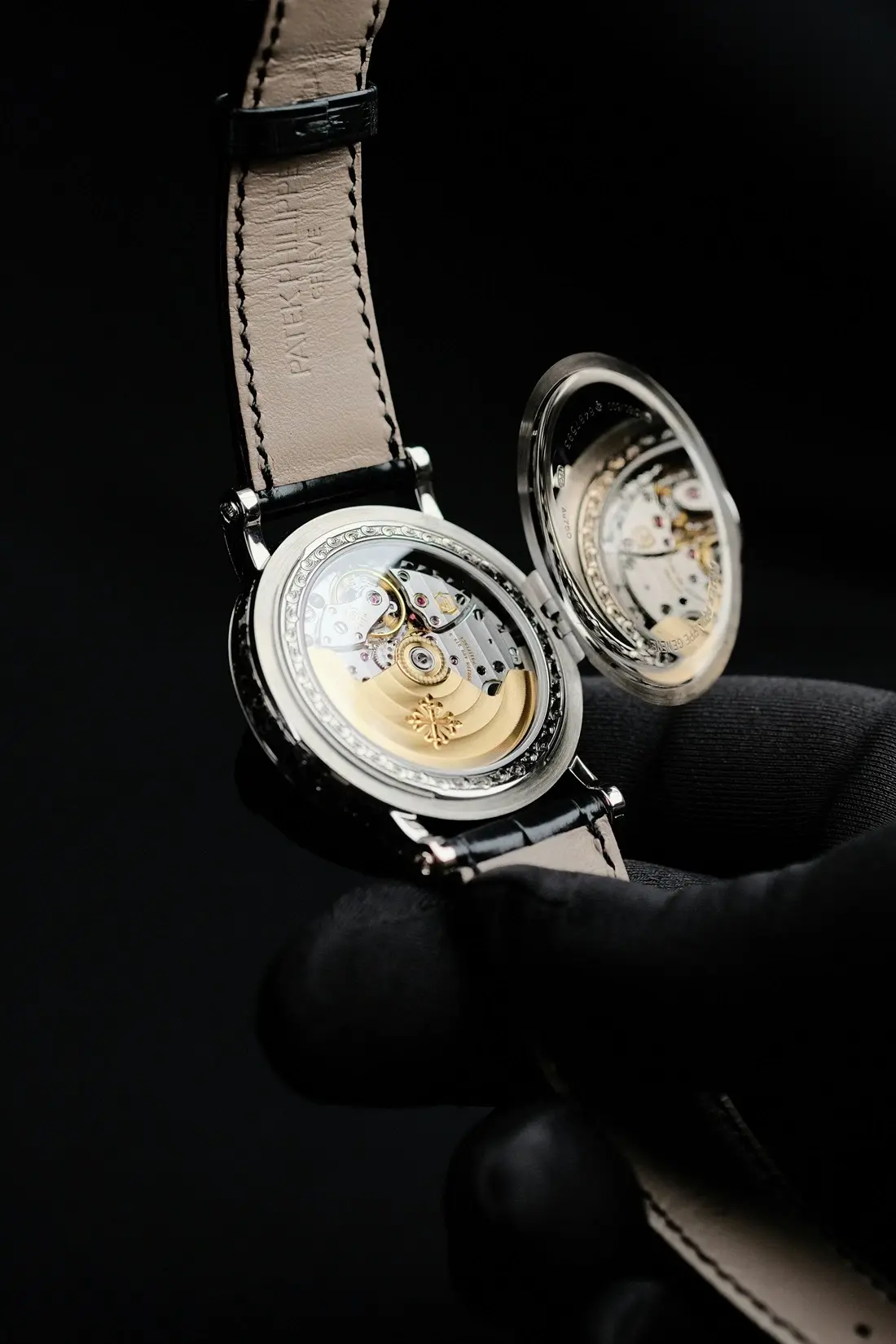 Patek Philippe Calatrava/Unsplash.com