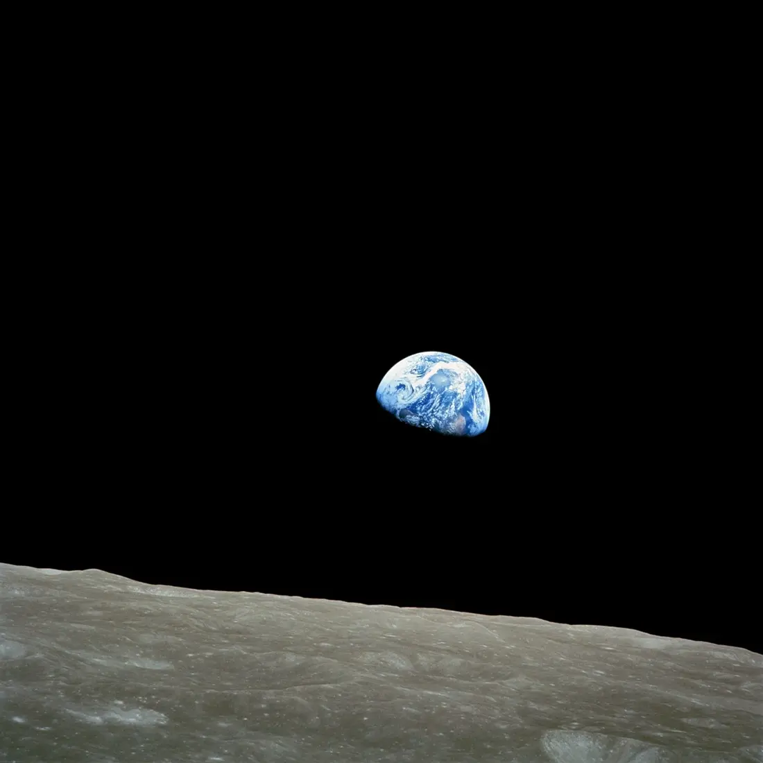 Earthrise/Wikimedia Commons